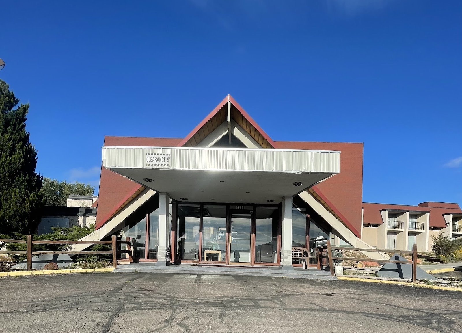 Current exterior